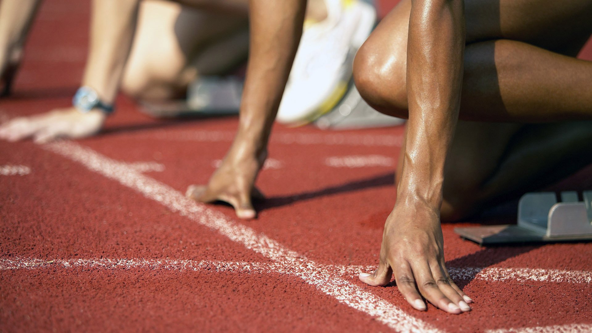 _未来体育场景:虚拟与现实完美融合_,未来体育馆概念设计