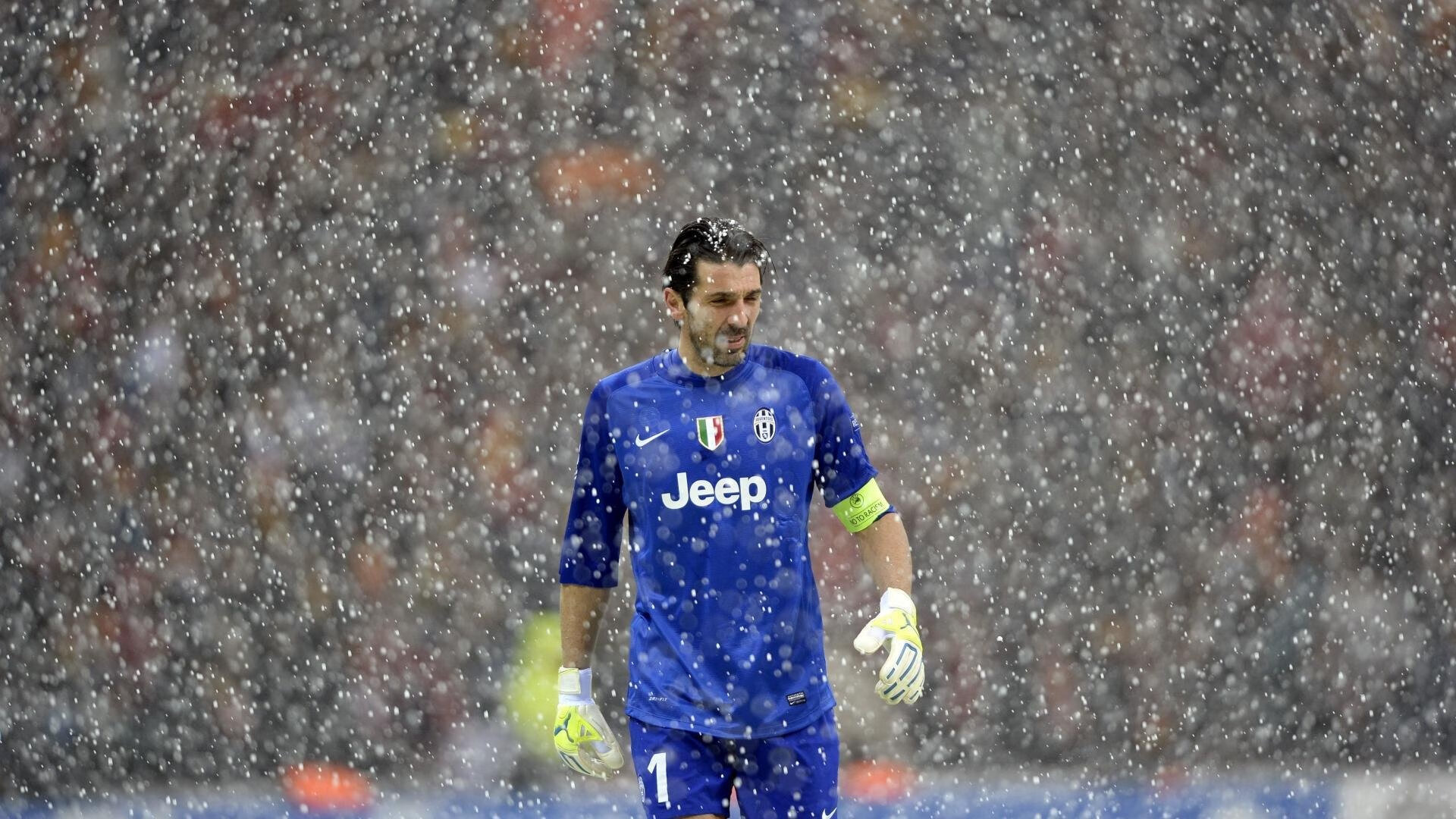 【场地环境影响】不同场馆如何影响比赛表现,场地环境对裁判员有什么影响